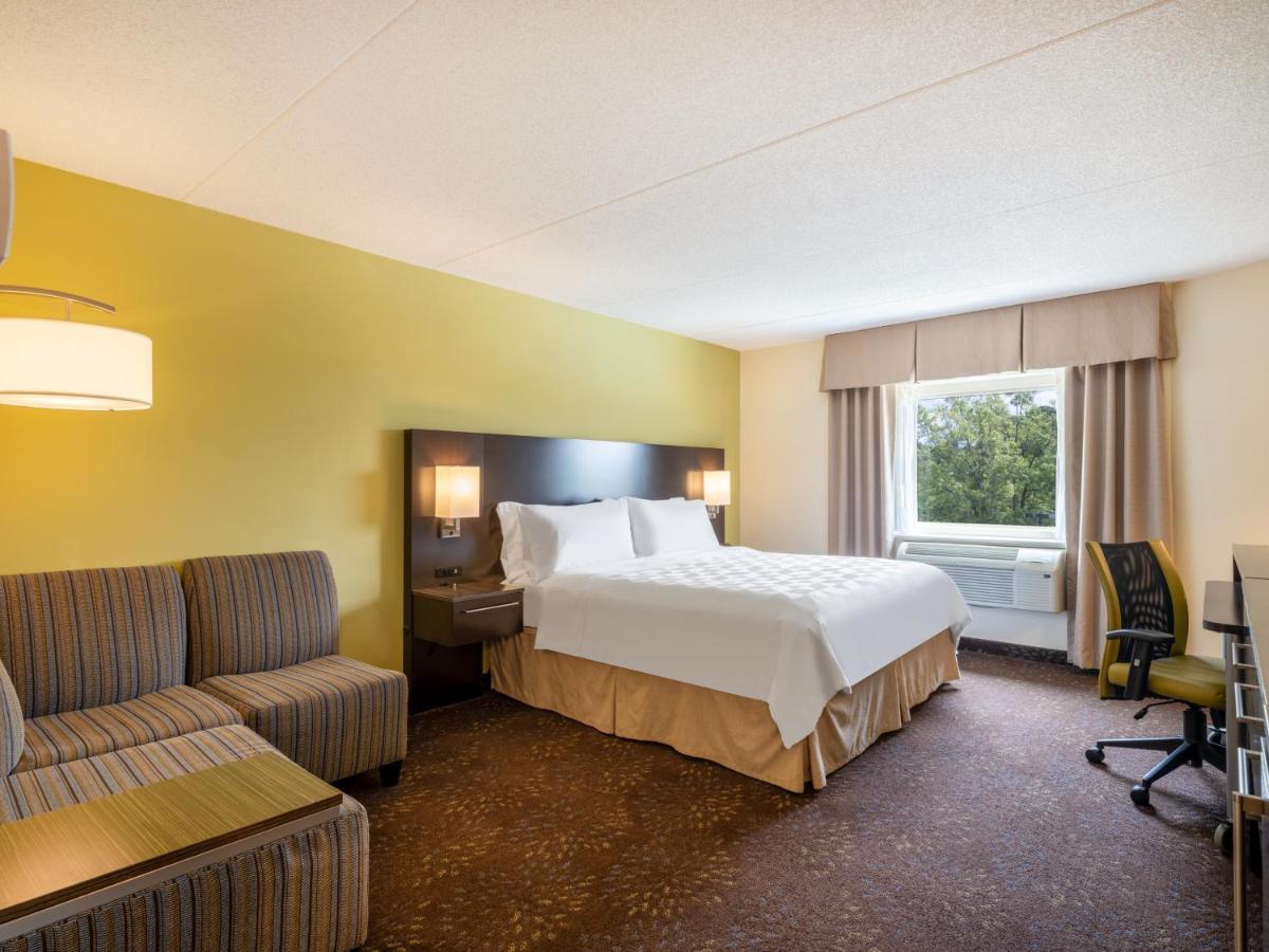 Holiday Inn Greensboro Coliseum By Ihg Ngoại thất bức ảnh