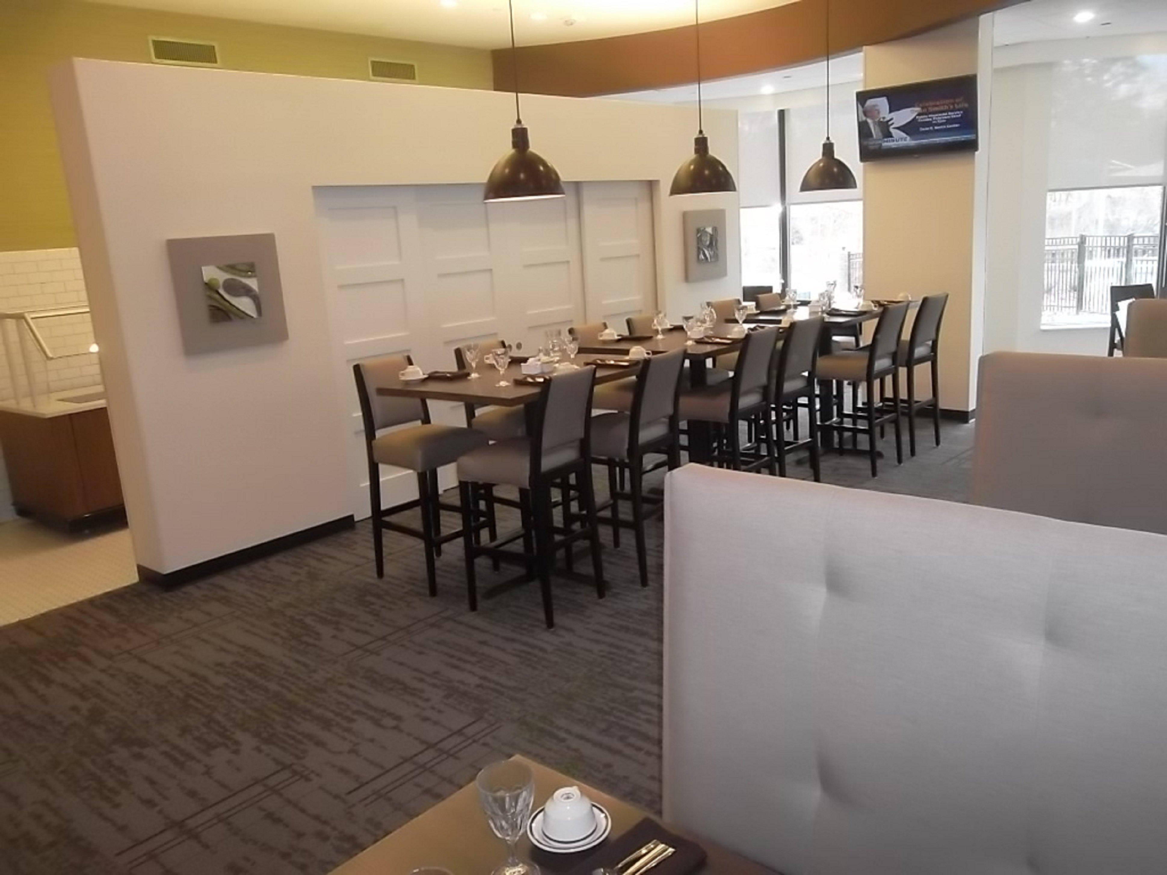 Holiday Inn Greensboro Coliseum By Ihg Ngoại thất bức ảnh