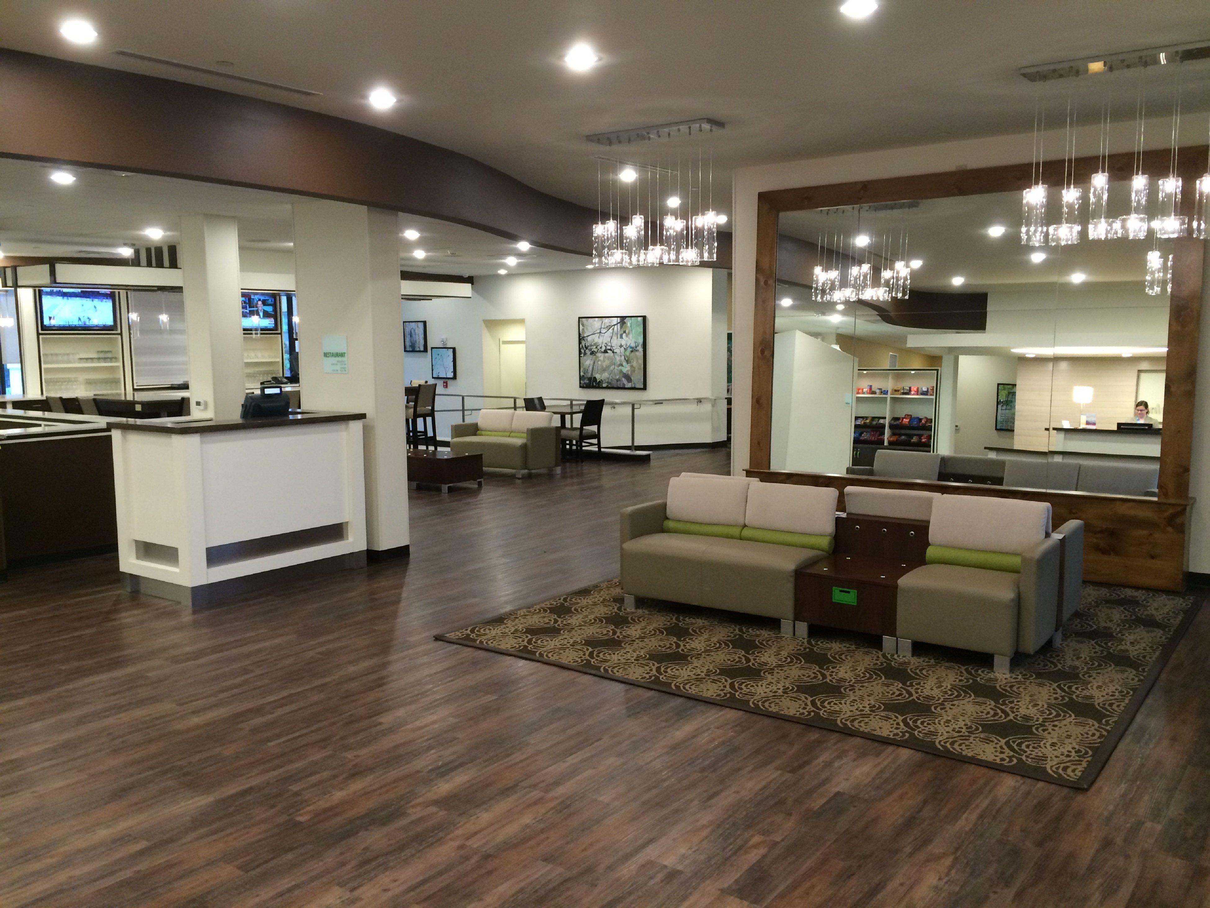 Holiday Inn Greensboro Coliseum By Ihg Ngoại thất bức ảnh