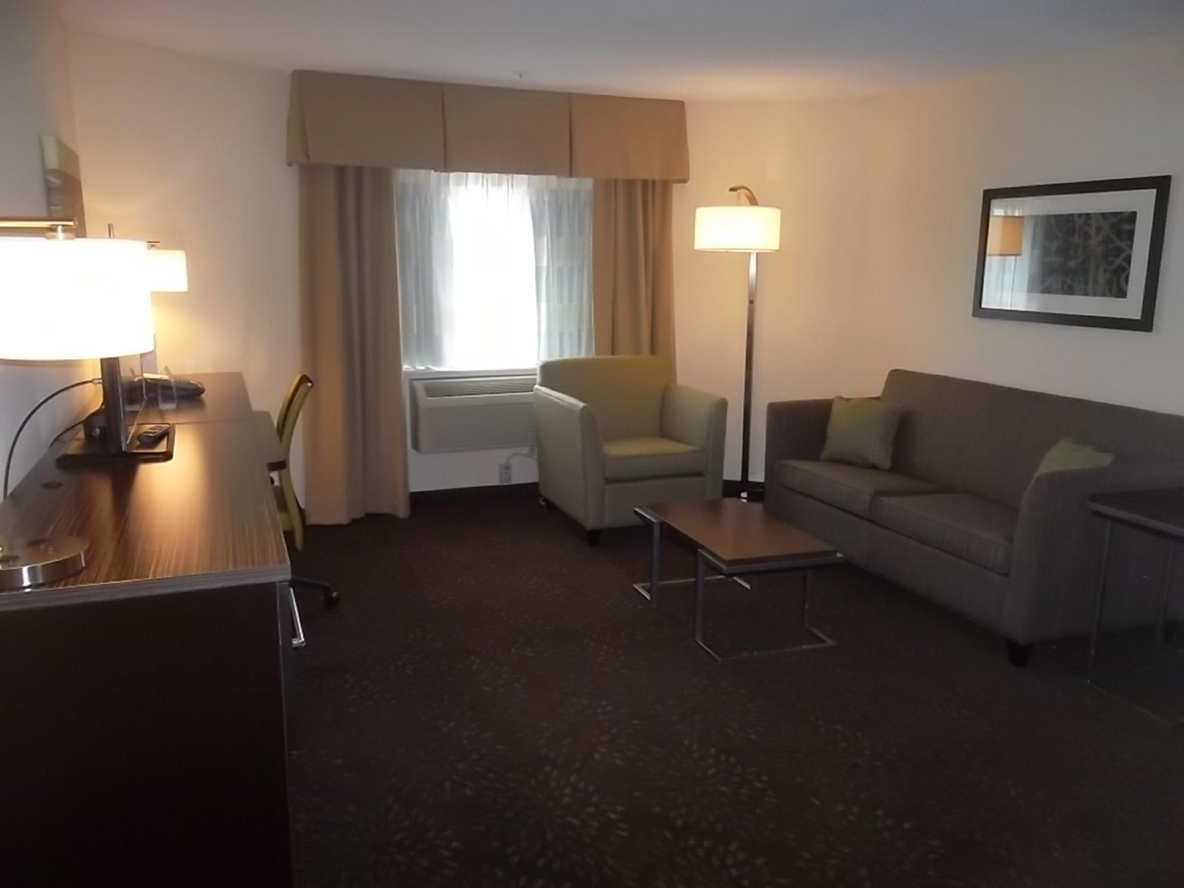 Holiday Inn Greensboro Coliseum By Ihg Ngoại thất bức ảnh