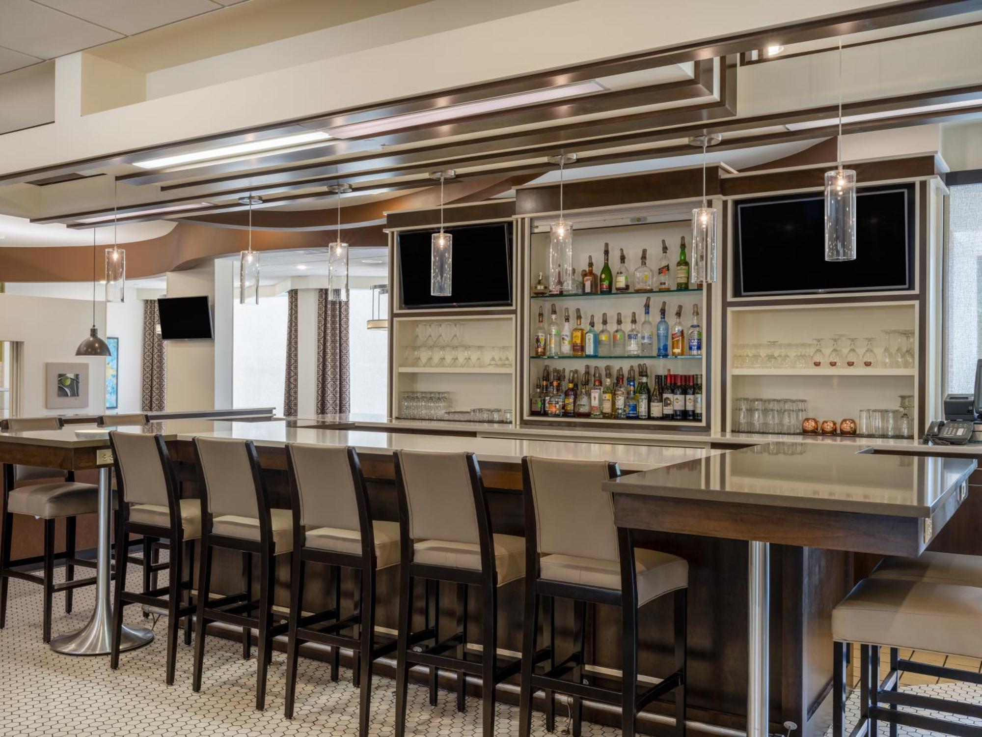 Holiday Inn Greensboro Coliseum By Ihg Ngoại thất bức ảnh