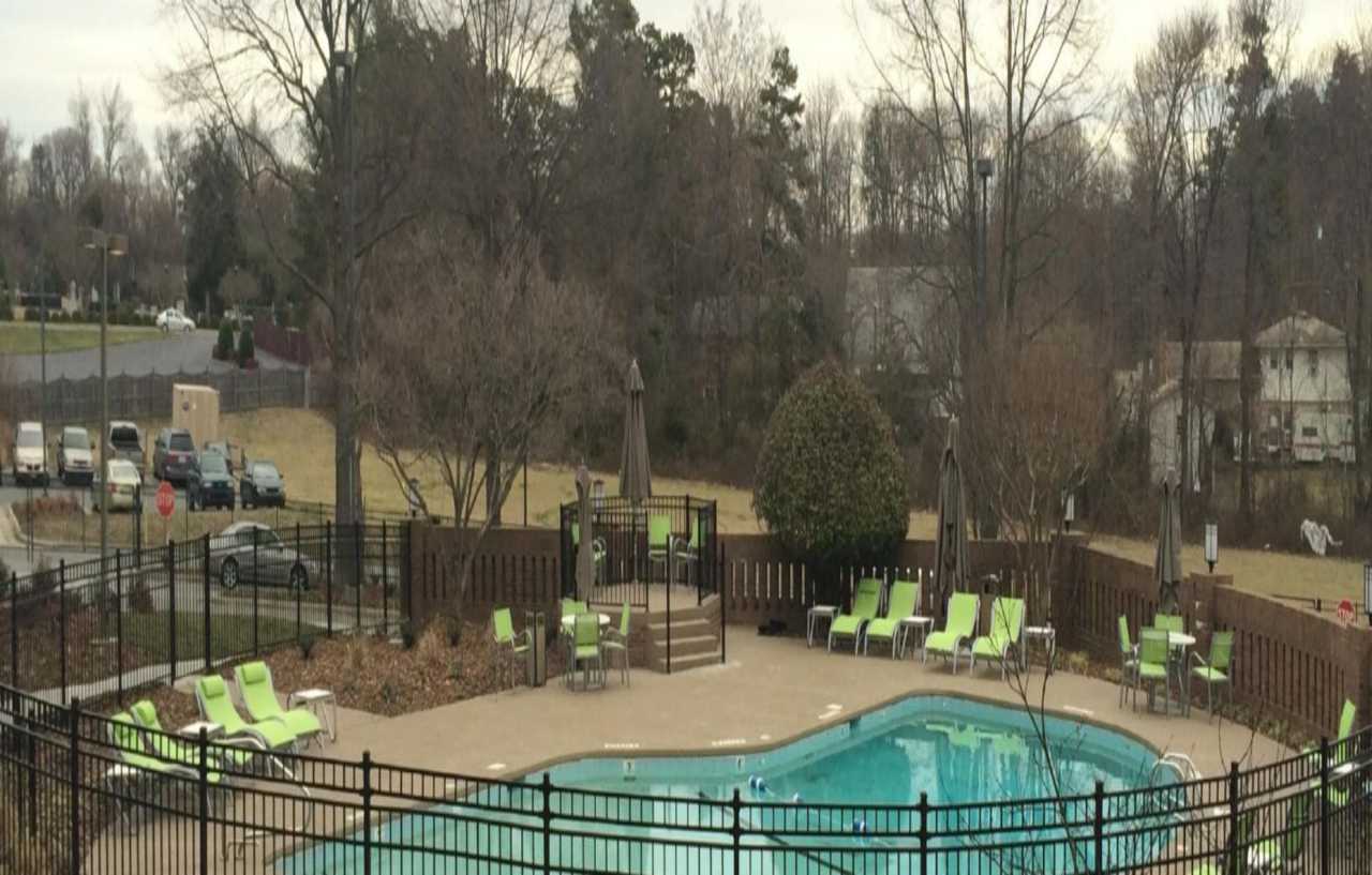 Holiday Inn Greensboro Coliseum By Ihg Ngoại thất bức ảnh